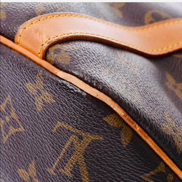 LOUIS VUITTON Monogram LV Sac shopping Shoulder Bag - Picture 9 of 11